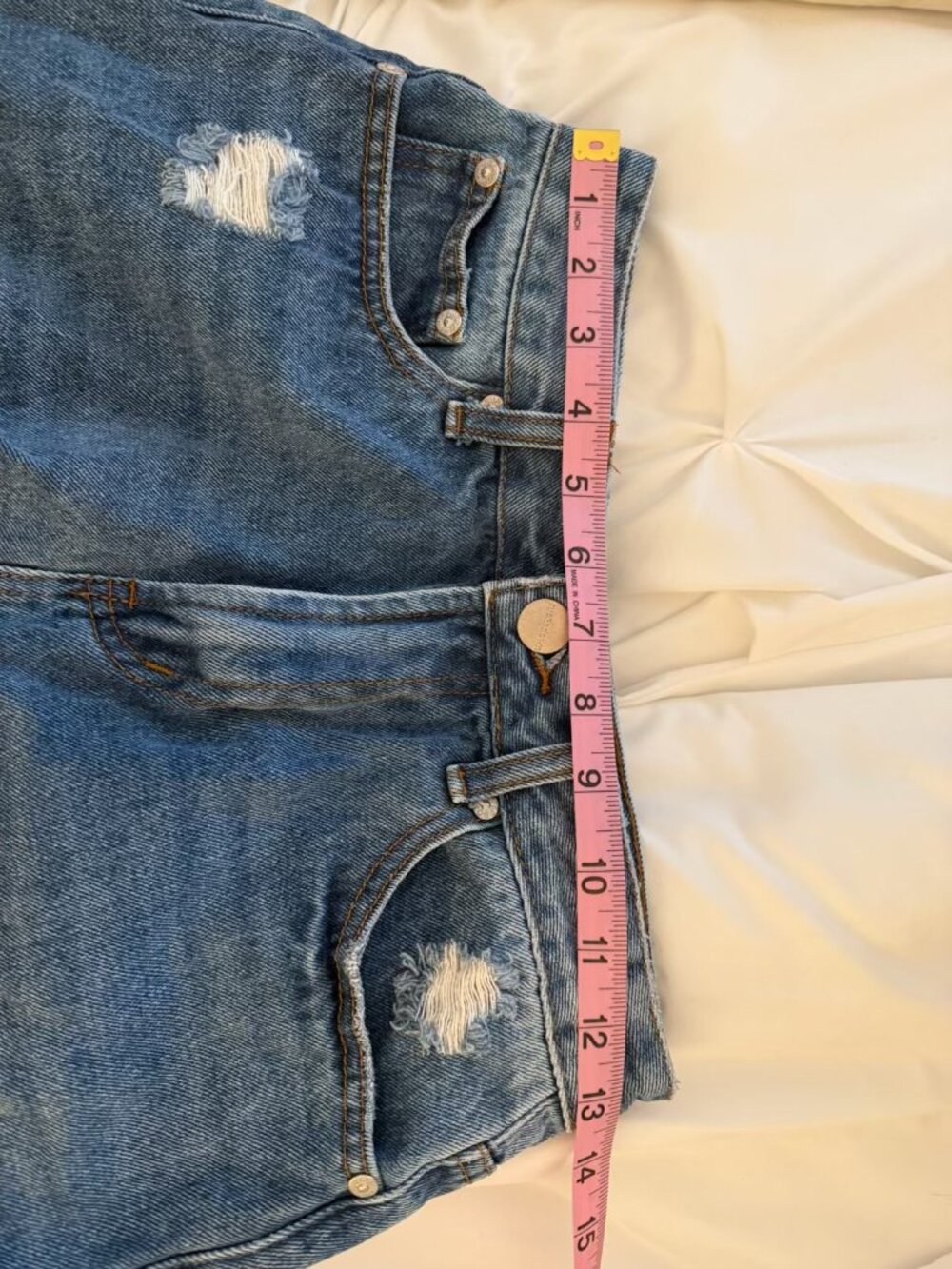 Revolve Superdown | Lennon Distressed Mid Short (RUNS SMALL) - Picture 11 of 12